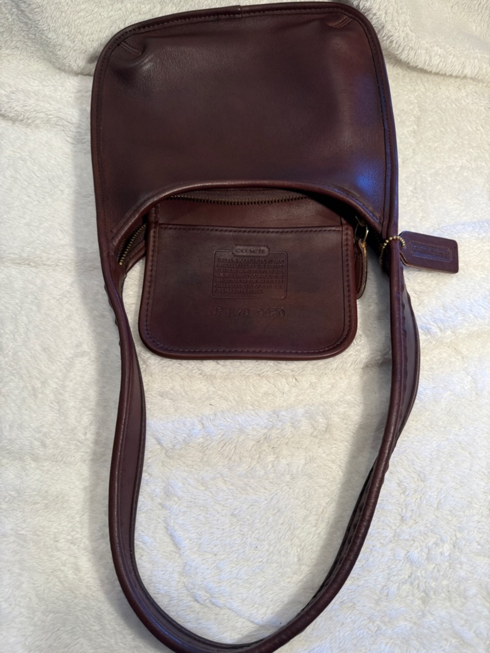 Vintage Coach Ergo Hobo 9020 Deep Burgundy Leather Shoulder made in USA - Picture 9 of 10